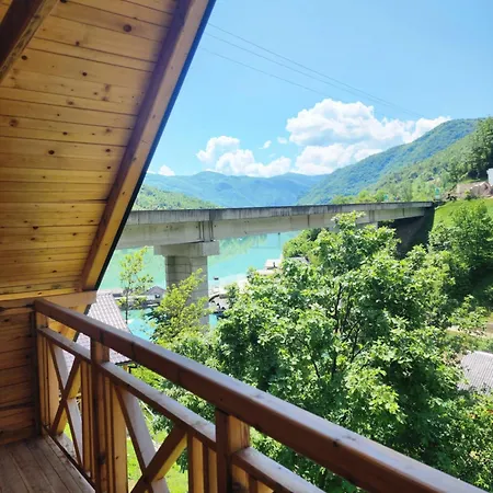 Panorama 3* Hrasno Donje